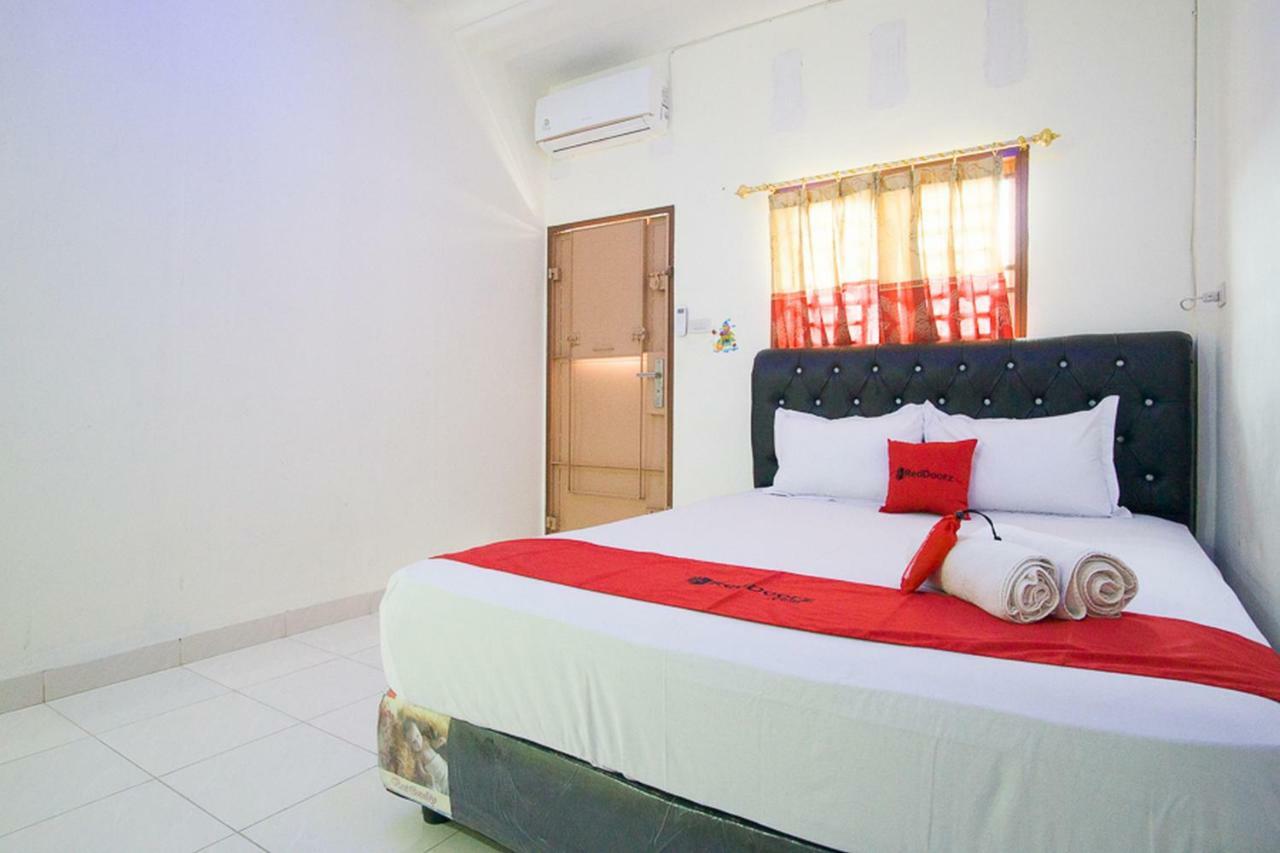 Reddoorz @ Pematangsiantar 2 Otel Dış mekan fotoğraf